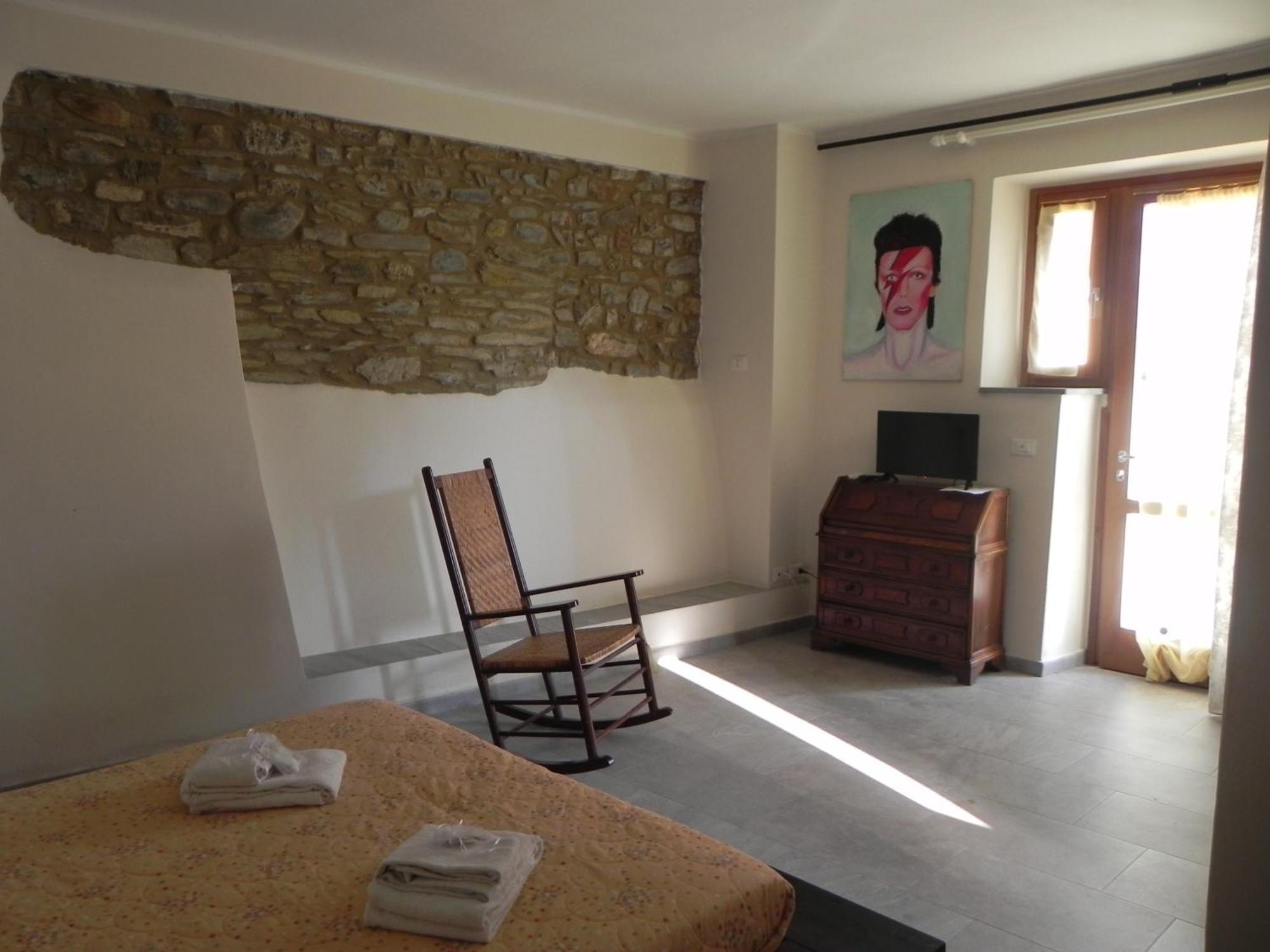 Affittacamere Borgo Degli Artisti Boutique Rooms Serricciolo Luaran gambar